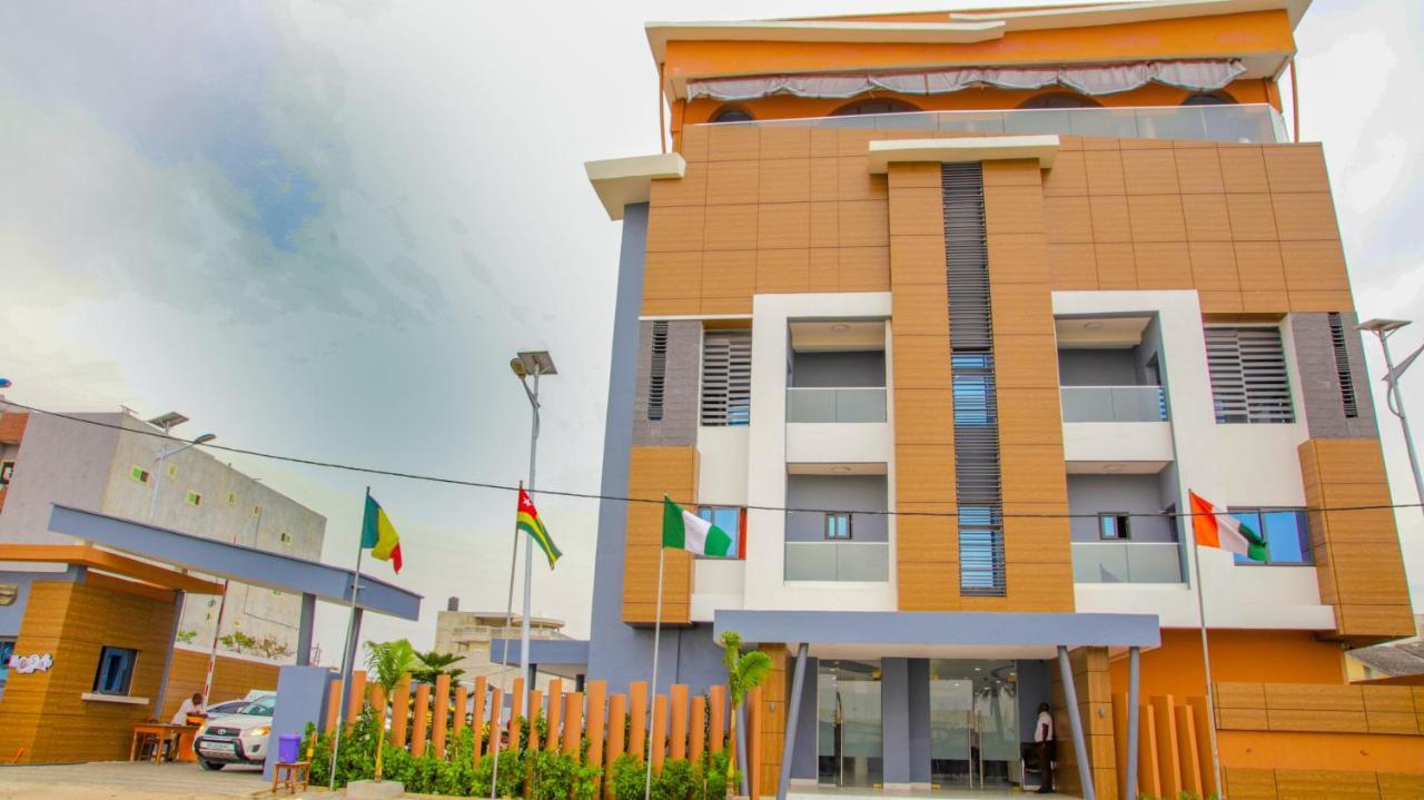 Hotel La Casa Cielo Cotonou Exterior photo