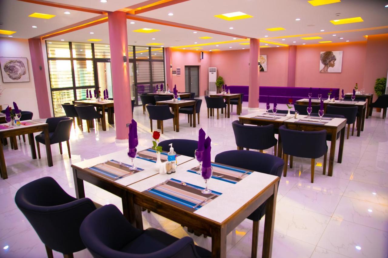 Hotel La Casa Cielo Cotonou Exterior photo