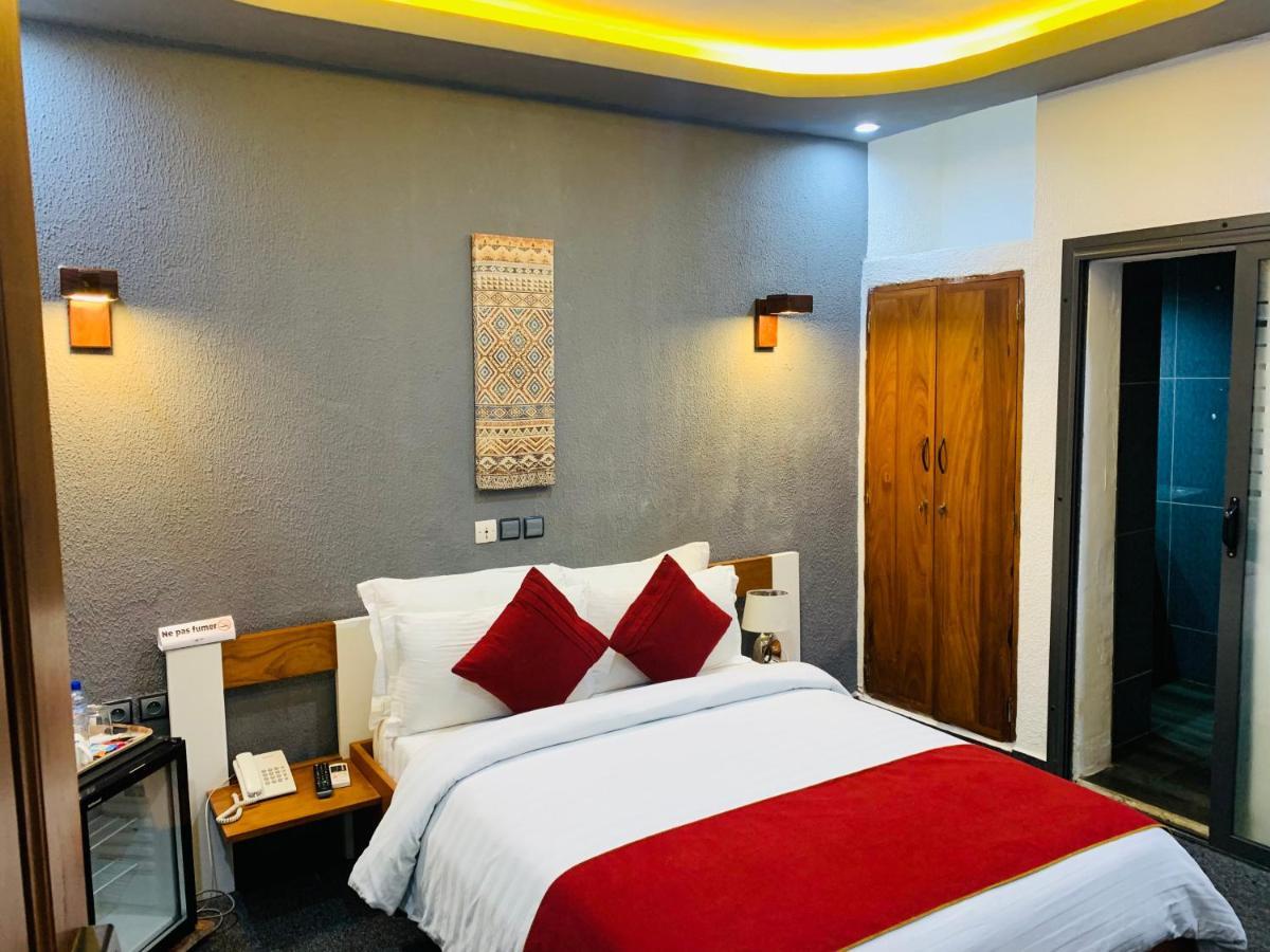 Hotel La Casa Cielo Cotonou Exterior photo