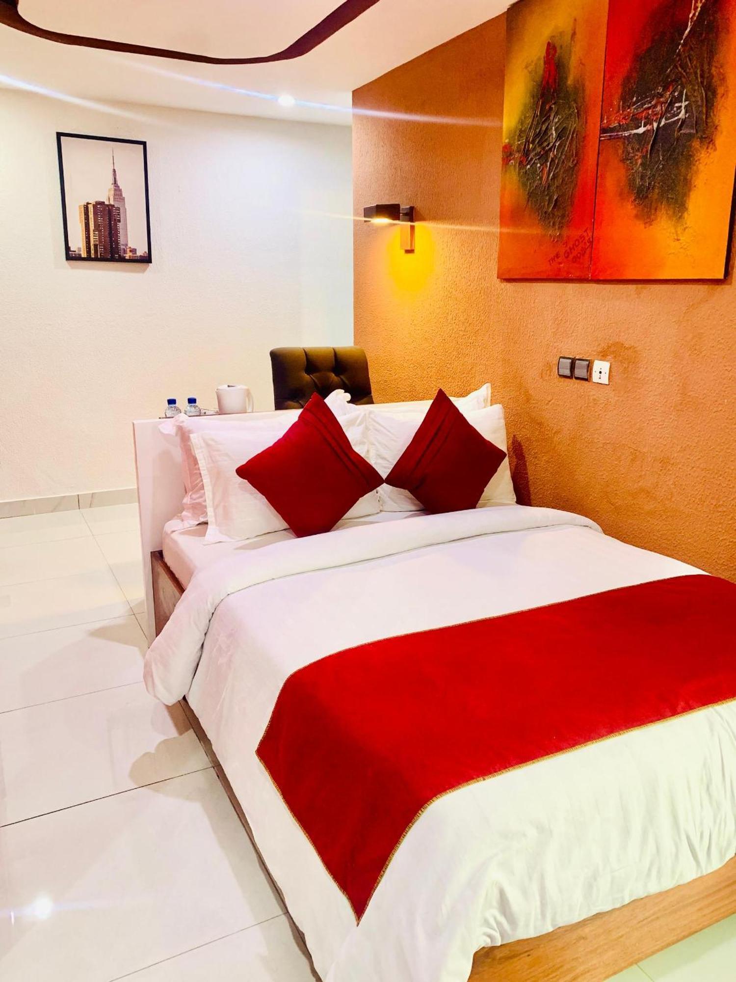 Hotel La Casa Cielo Cotonou Exterior photo